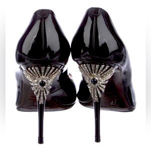 Giuseppe stiletto peep toe patent leather pump! Black.